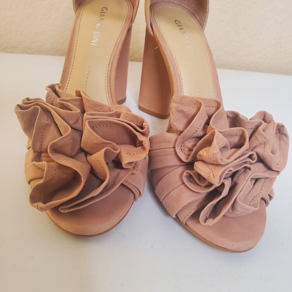 Gianni BiniFloral Nubuck Ankle Strap Block Heels Sz 7M Pink